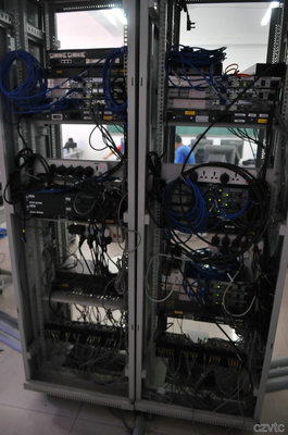 網(wǎng)絡(luò)實訓(xùn)室 計算機(jī)網(wǎng)絡(luò)設(shè)備的安裝與維護(hù)實踐指南